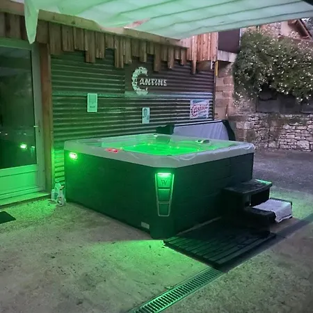 Du Neabout Avec Jacuzzi Privatif Et Terrasse Daglan