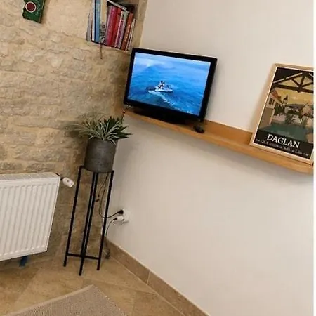 Du Neabout Avec Jacuzzi Privatif Et Terrasse Prázdninový dům *